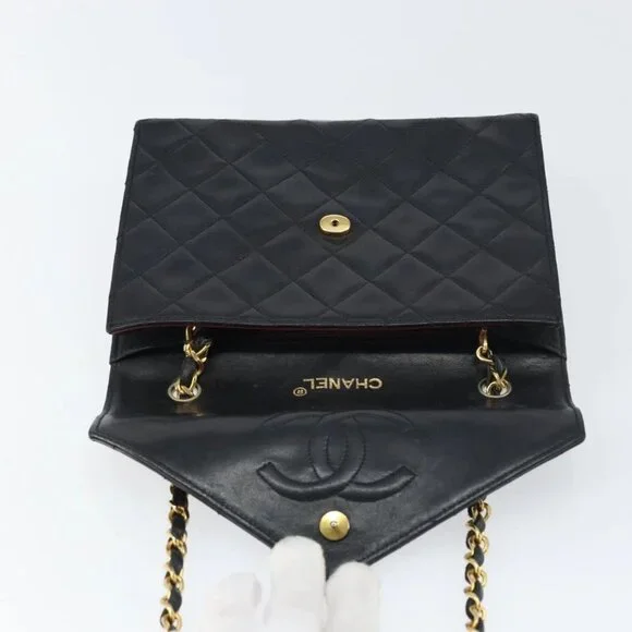 CHANEL Matelasse Chain Shoulder Bag Lamb Skin Black Gold CC Auth 158840 - Picture 12 of 16